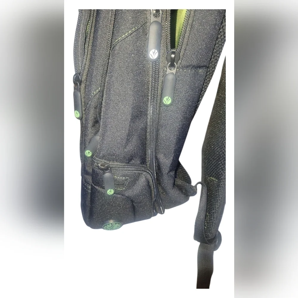 Targus 17 Black Spurce Ecosmart Checkpoint-Friendly Men's Backpack
